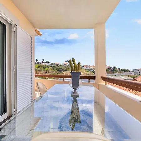 Golden View Near & Services Porto Santo
